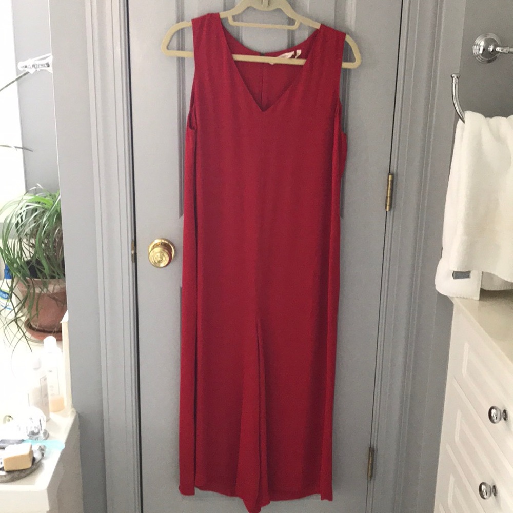 Pant dress, size small But runs large.